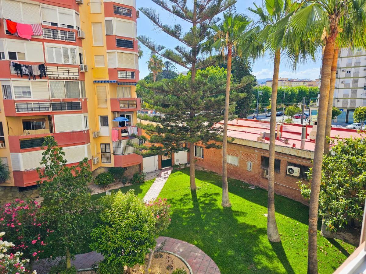 Estudio Vip Mediterraneo - Alojamientos La Torre Torre Del Mar Extérieur photo