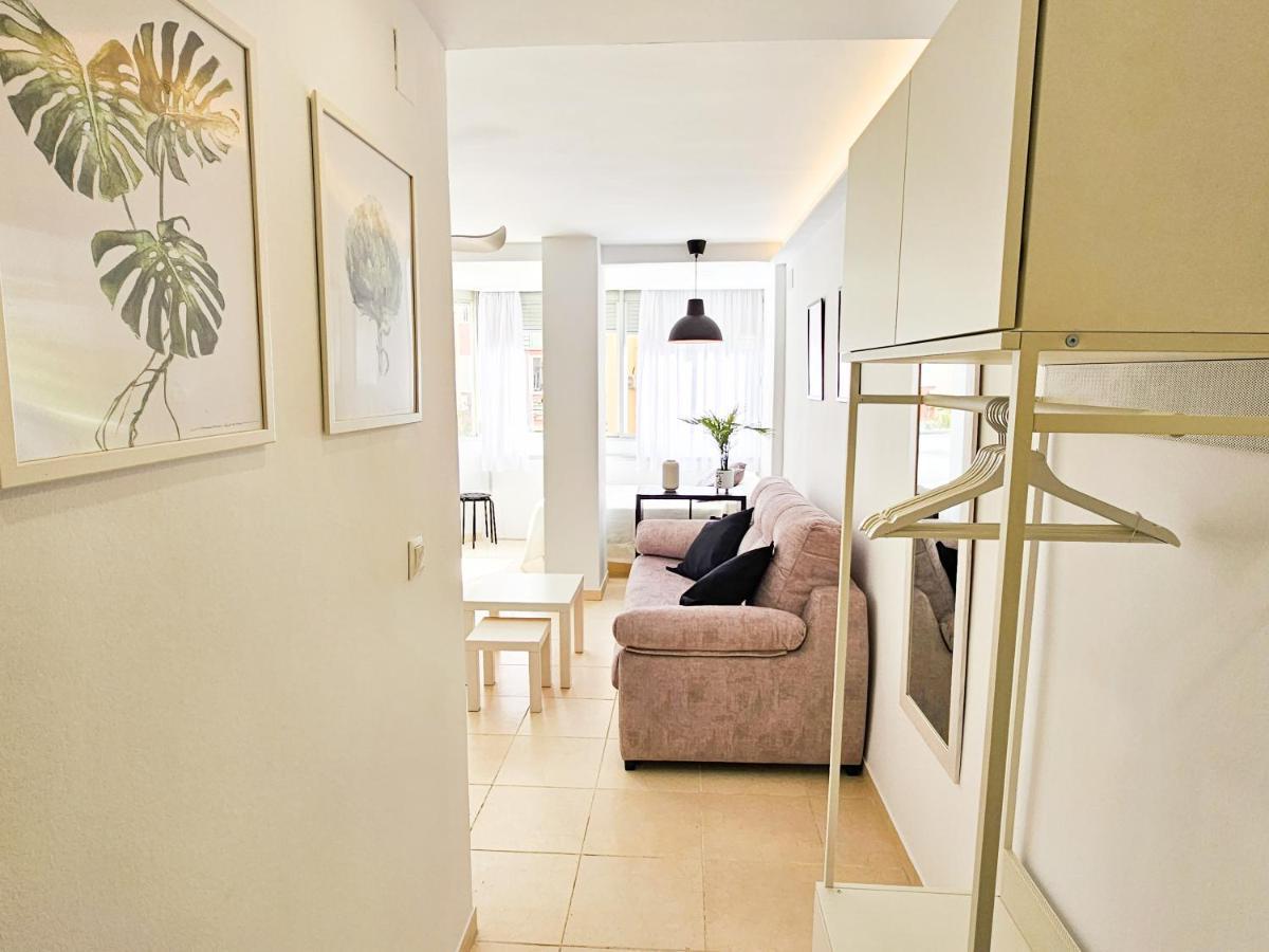 Estudio Vip Mediterraneo - Alojamientos La Torre Torre Del Mar Extérieur photo