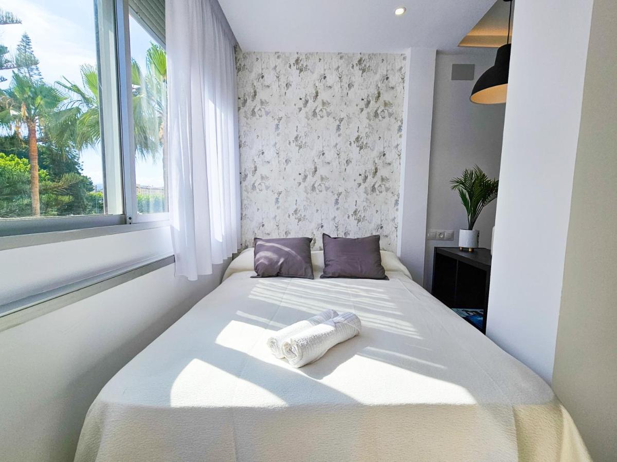 Estudio Vip Mediterraneo - Alojamientos La Torre Torre Del Mar Extérieur photo