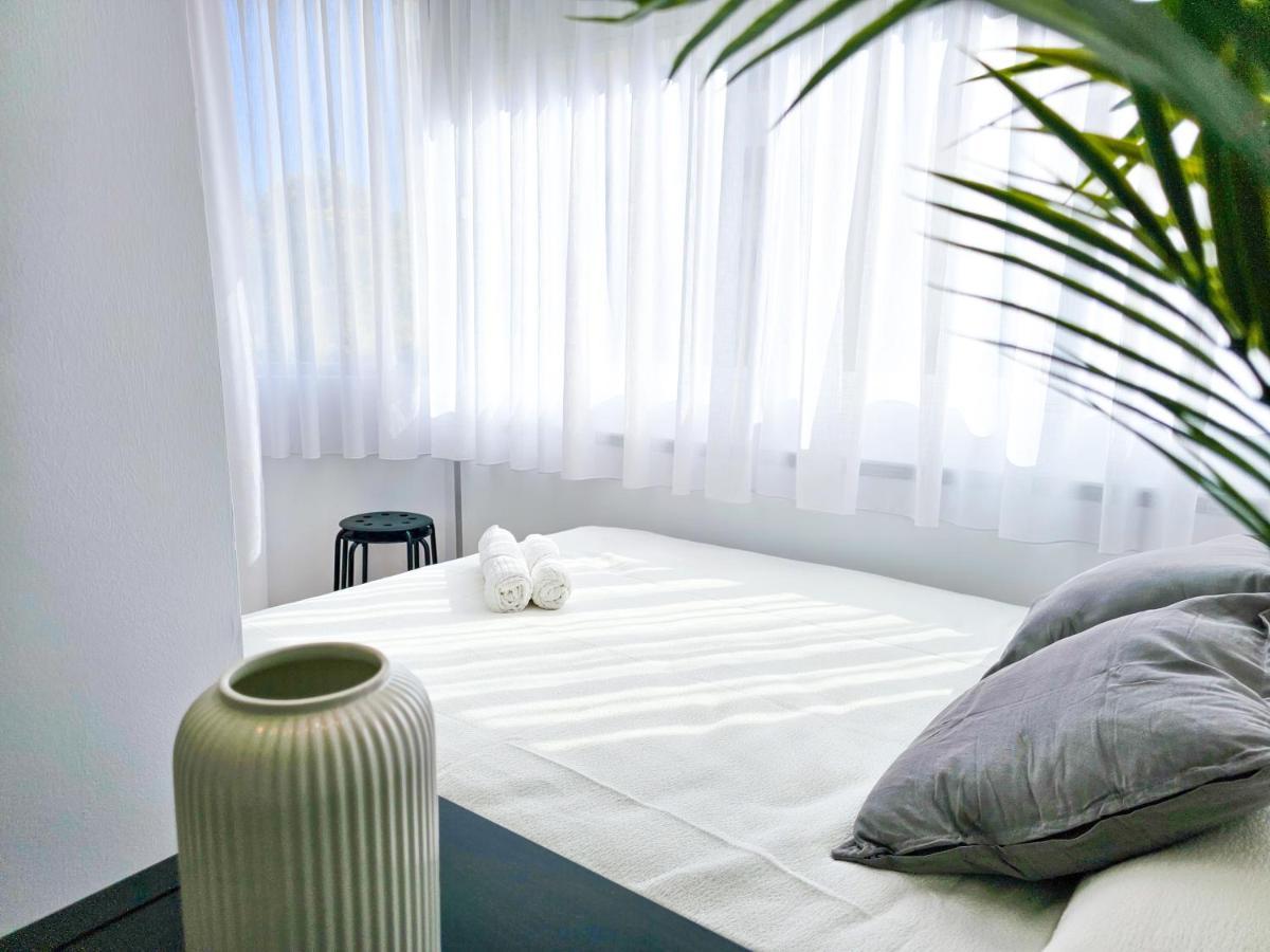 Estudio Vip Mediterraneo - Alojamientos La Torre Torre Del Mar Extérieur photo